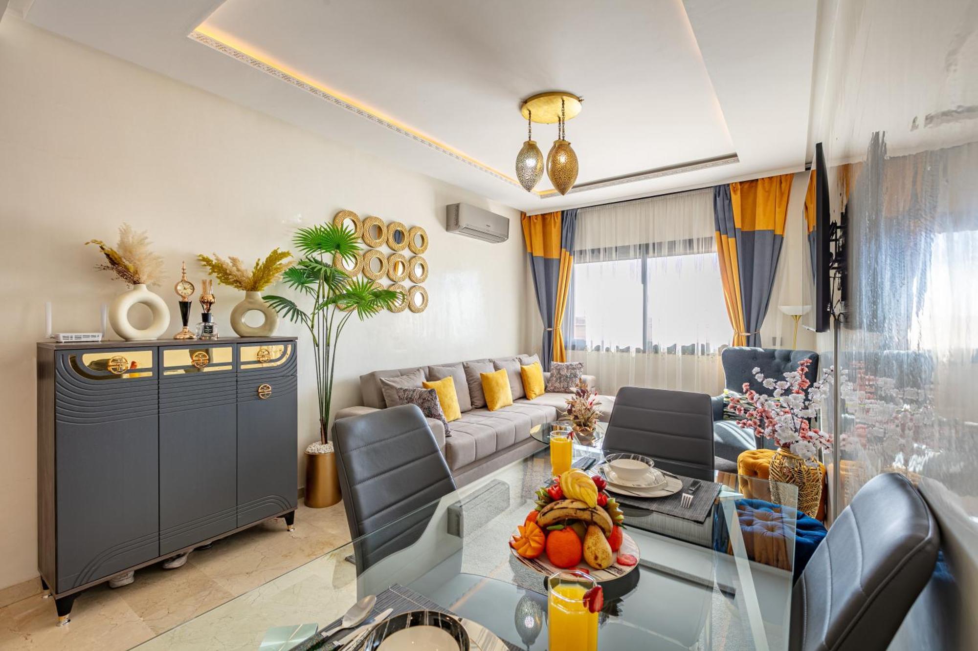 Cozy 2-Bedroom Apartment In Gueliz, Marrakech Маракеш Екстериор снимка
